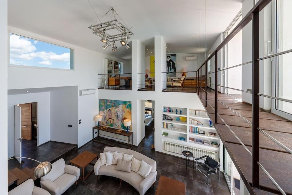 Casa De La Luz Villa Cala Llombards Luaran gambar